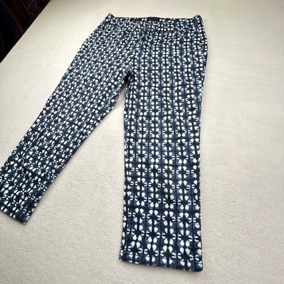 Charter Club Women's Petite Tummy-Control Bristol Capri Jeans Size 10P Mid-rise - Picture 4 of 16